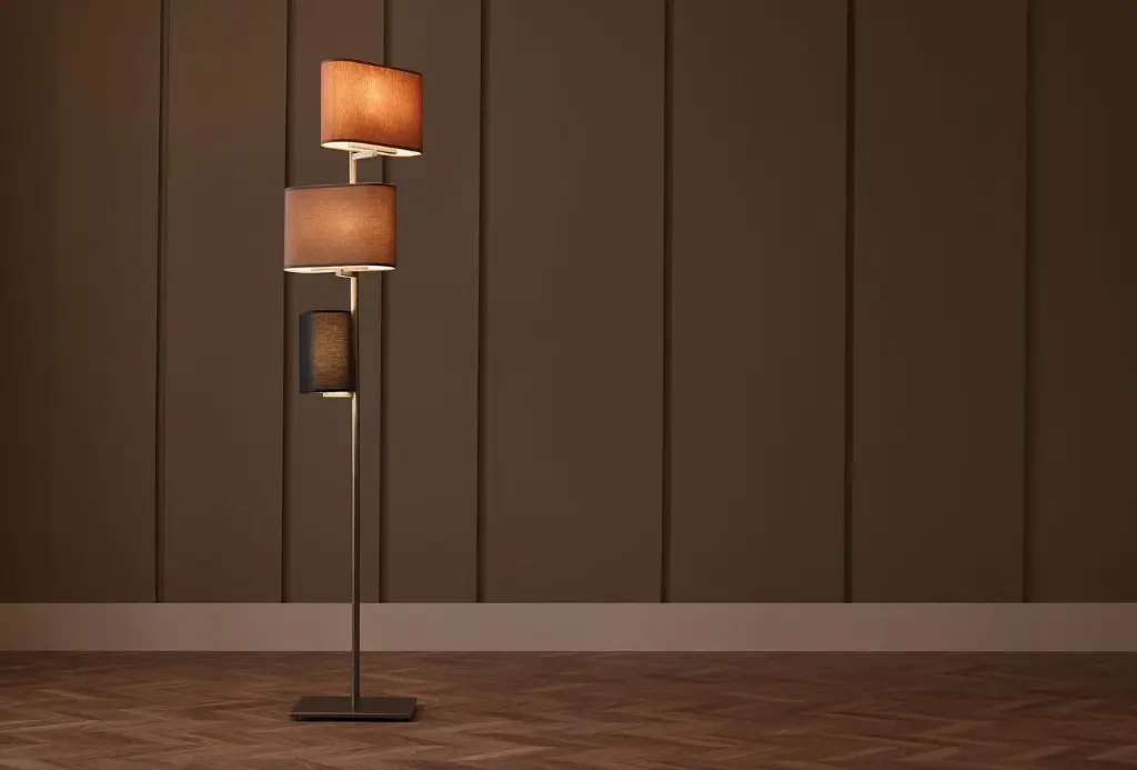 Dionysusfloorlamp2.webp