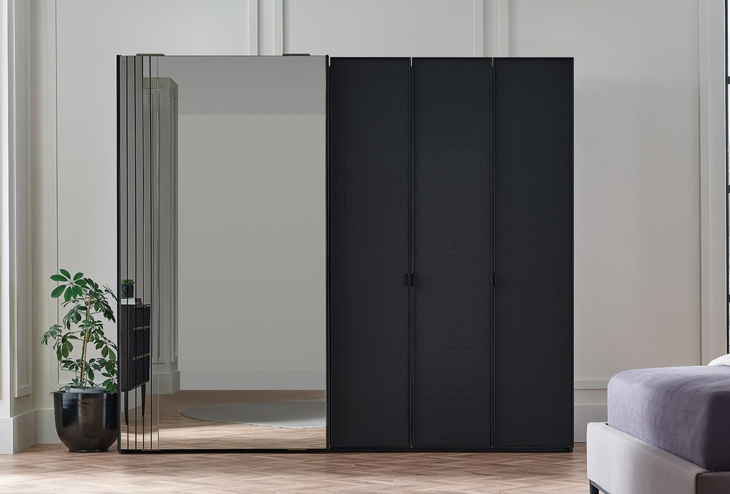 RIGA HYBRED DOOR WARDROBE